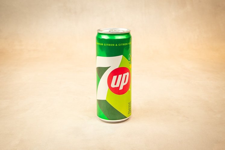 Seven up 33cL