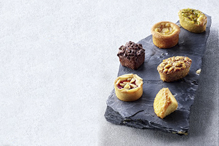 Petits fours mirlitons