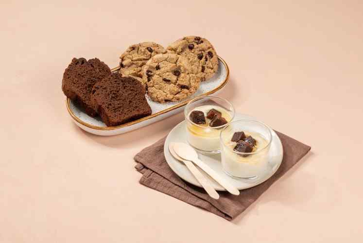 LES GOURMANDISES SUCRÉES - verrine fromage blanc au brownie et sirop de macadamia & cookie & cake