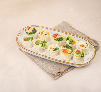 LES MINI WRAPS VEGE - Œuf mimosa & pois gourmand, tomate séchée & fromage de chèvre